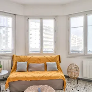  Apartment L29 Lenval At 1min Walk To Sea Front Ac Balcony France