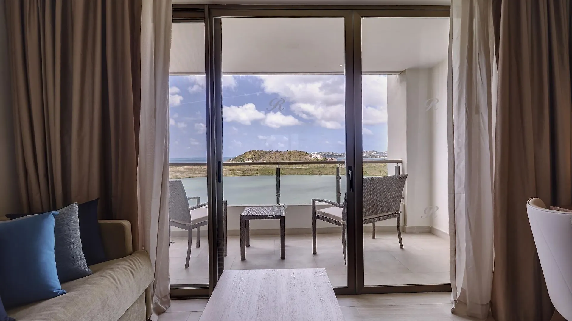 Royalton Antigua, An Autograph Collection All-Inclusive Resort Five Islands Village 5*,  Antígua e Barbuda