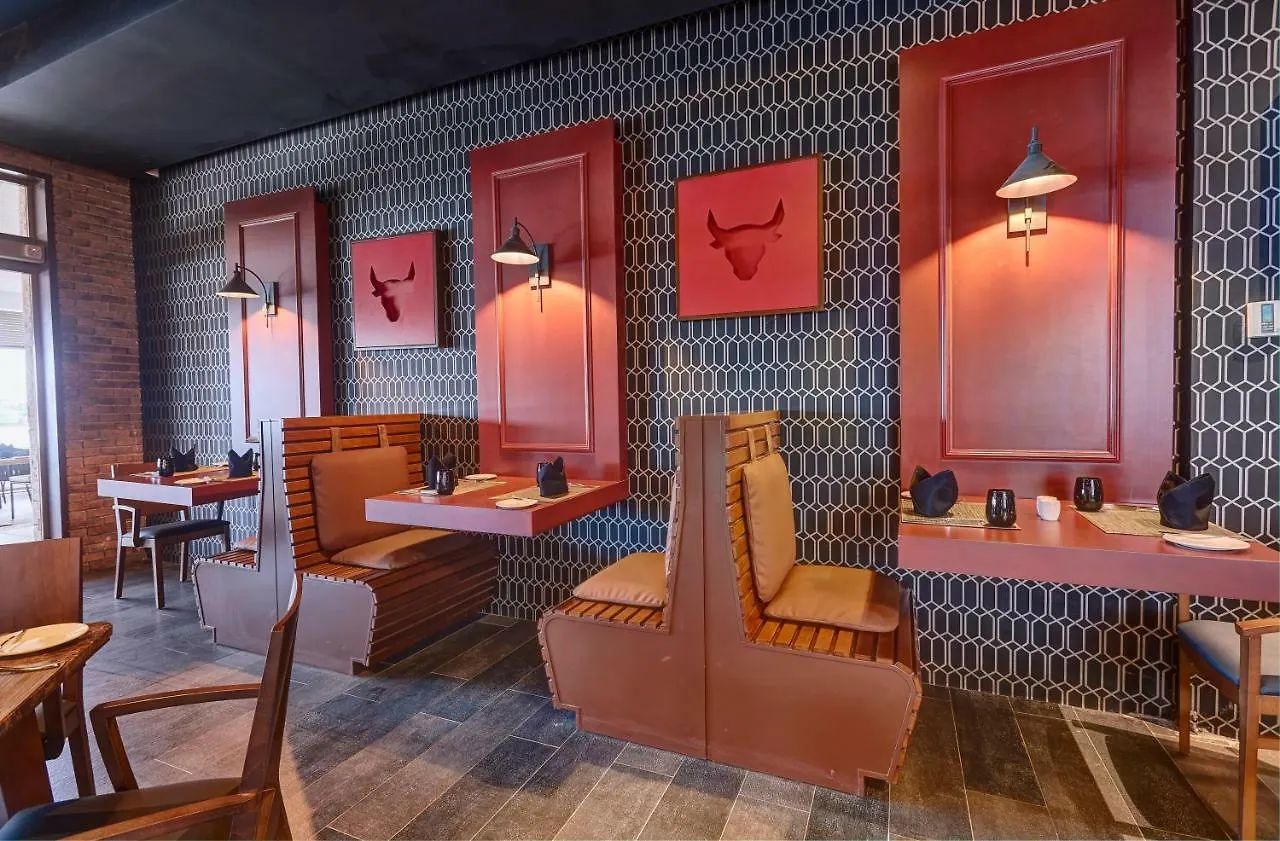 Royalton Antigua, An Autograph Collection All-Inclusive Resort Five Islands Village